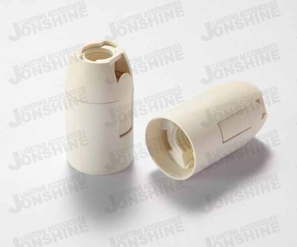 Plastic Lampholder|E12-103